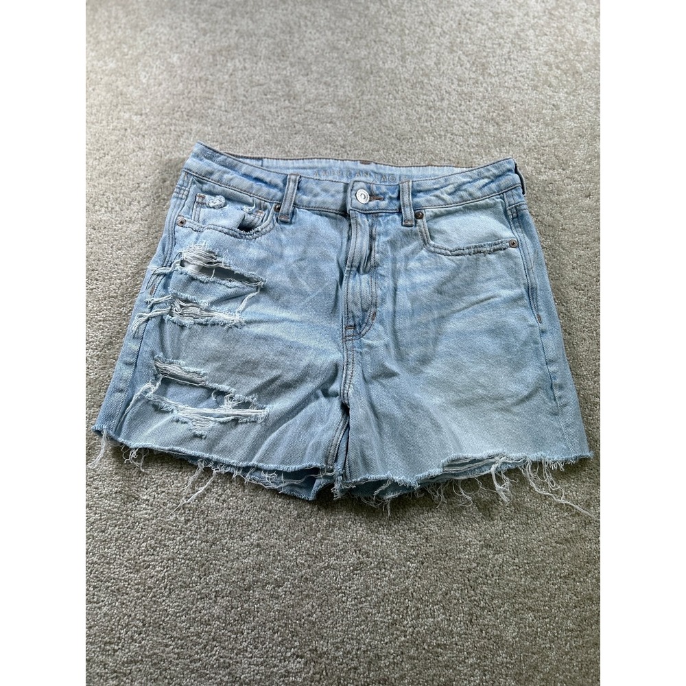 American Eagle Women's Denim Shorts Size 8 Light Wash Distressed
